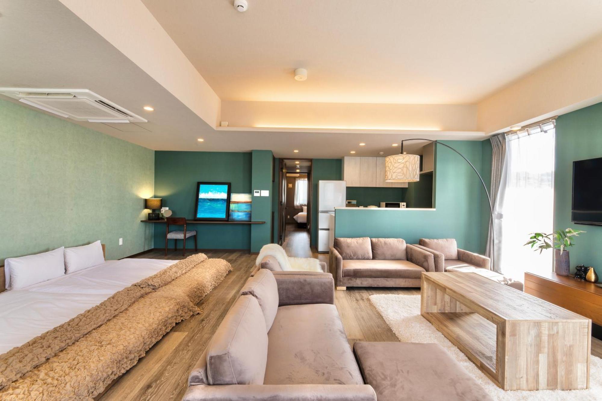 Breaky Hotel Chatan Exterior foto