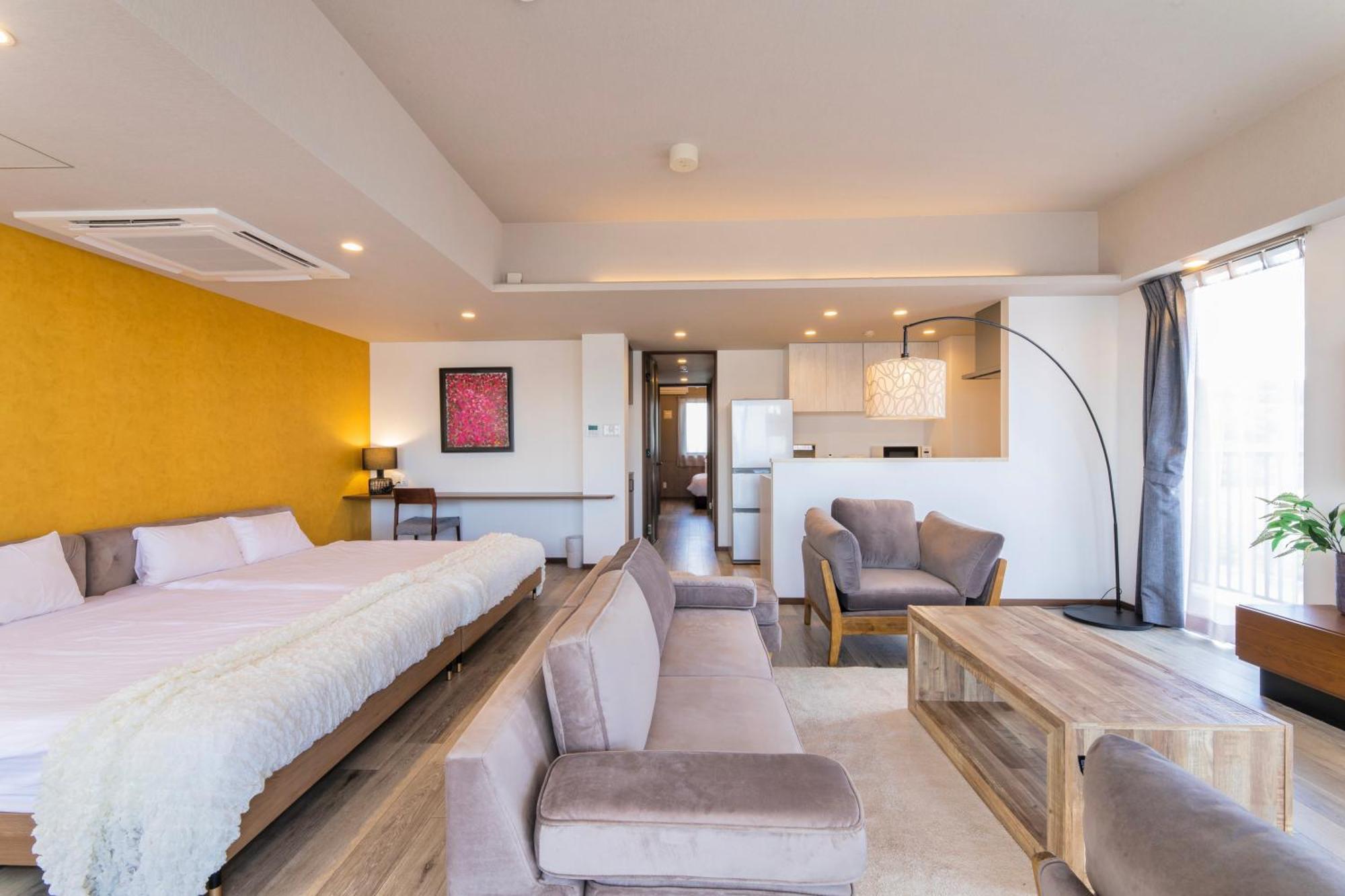Breaky Hotel Chatan Exterior foto